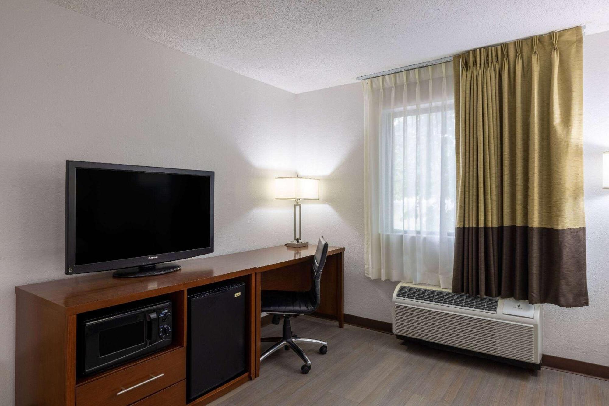 Travelodge By Wyndham Brooklyn Center Eksteriør bilde