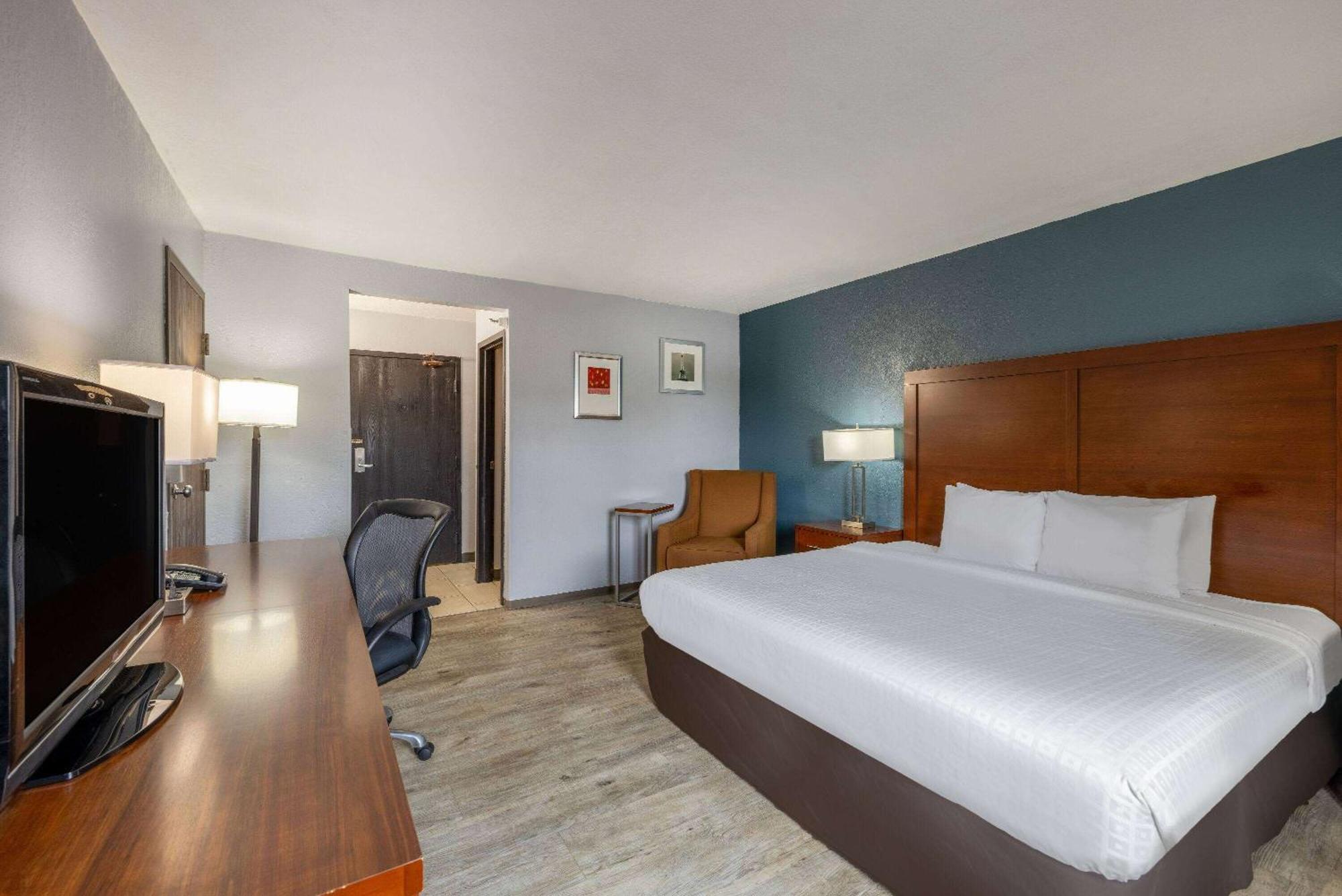 Travelodge By Wyndham Brooklyn Center Eksteriør bilde