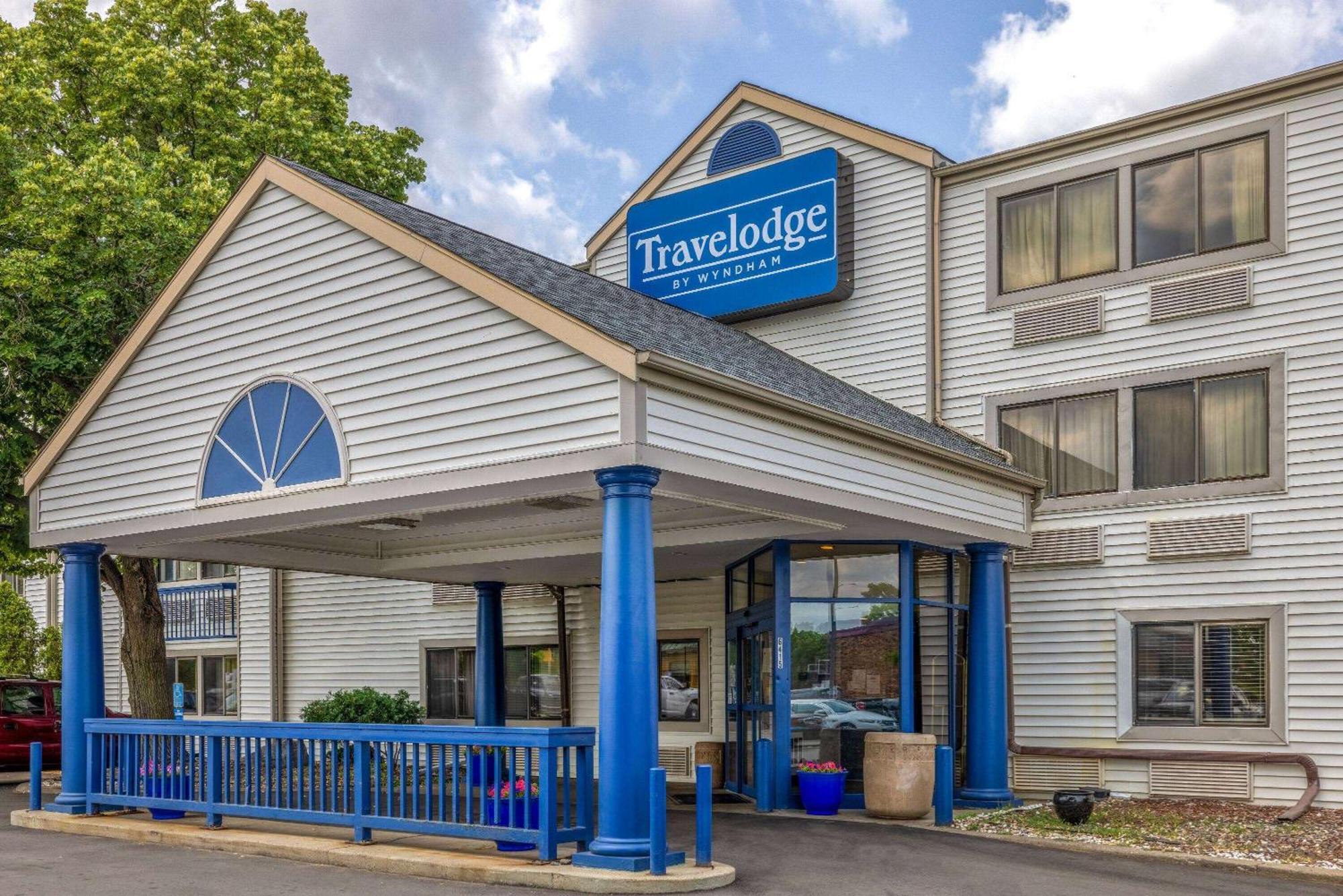 Travelodge By Wyndham Brooklyn Center Eksteriør bilde