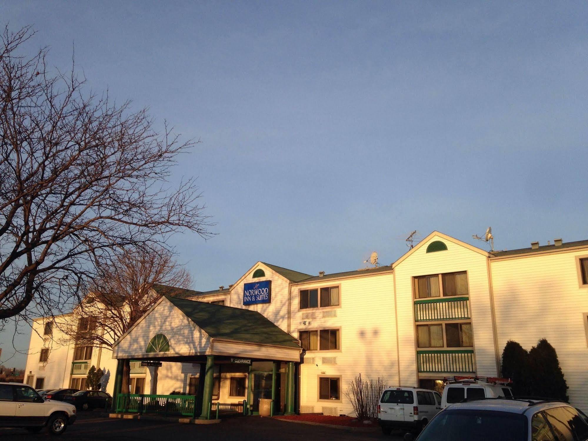 Travelodge By Wyndham Brooklyn Center Eksteriør bilde